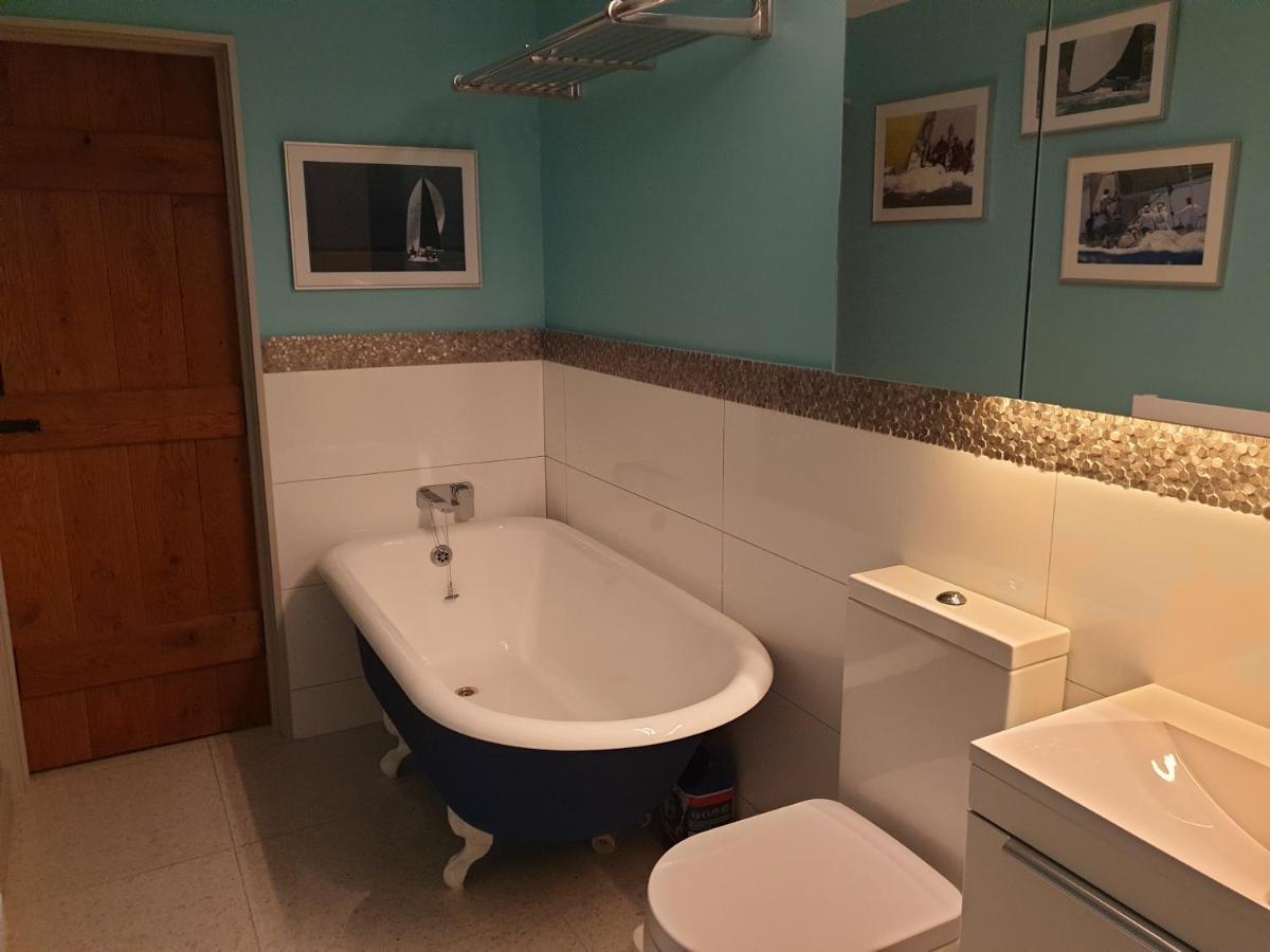 Delightful Cottage On The River Adur Close To Brighton & The Downs No Dogs Sorry Upper Beeding Εξωτερικό φωτογραφία